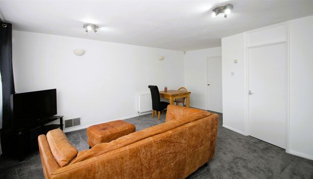 Kelston Road, Keynsham, Bristol - Photo 1