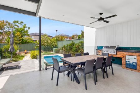 MODERN DUPLEX WTH ABUNDANCE OF SPACE - Photo 5