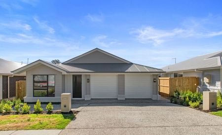 Low Maintenance Modern Home - Photo 4