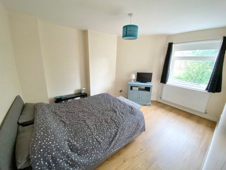 Station Road, Wigston, LE18 - Photo 3