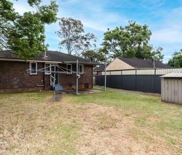 8 Cullins Road, Punchbowl NSW 2196 - House For Rent | Domain - Photo 6