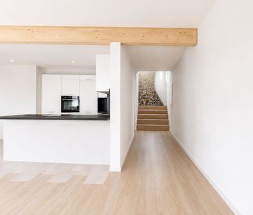 Einzigartige, frisch renovierte 4.5-Zimmer-Maisonettewohnung - Photo 6