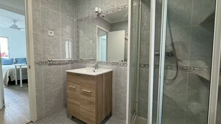 Calle del Poeta Blas de Otero, Madrid, Community of Madrid 28017 - Photo 4