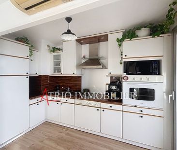 Location Appartement 2 pièces 51m² ST LAURENT DU VAR 06700 - Photo 5