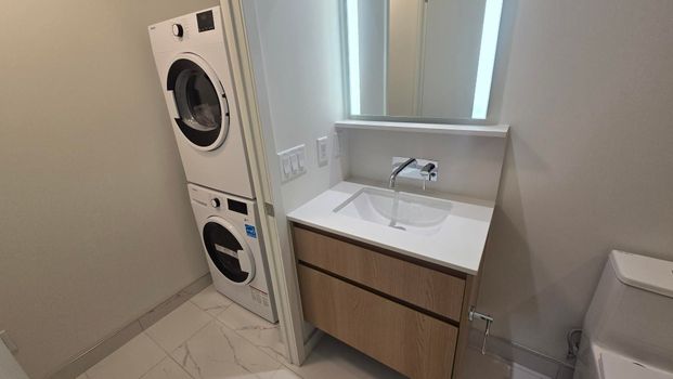 For Lease - 322 Dupont Street Unit# 402, Toronto, Ontario - Photo 1