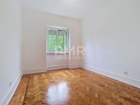 Apartamento T4 em Lisboa - Photo 2