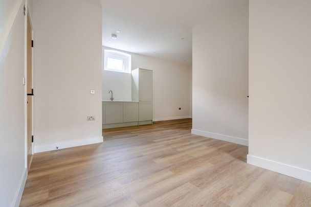 2 bedroom house to rent - Photo 1