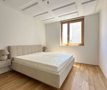 STILVOLL MÖBLIERTE 2-ZIMMER-NEUBAUWOHNUNG MIT SONNIGER TERRASSE - Foto 6