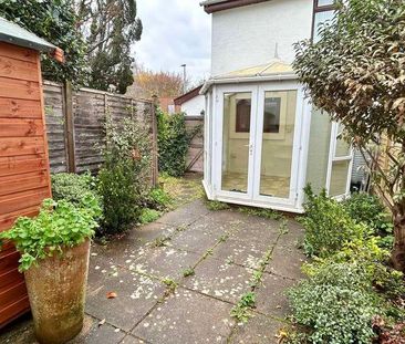 Balmoral Gardens, Topsham, EX3 - Photo 1