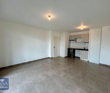 Location Appartement 2 pièces 40m² MONTLOUIS SUR LOIRE 37270 - Photo 2