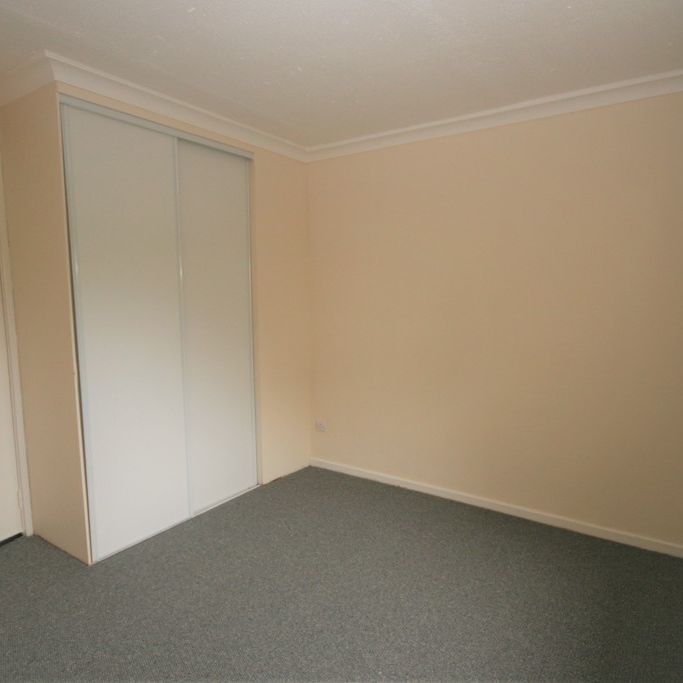 Elvan Street, 1 Bed Unfurnished Apartment with Parking, Shettleston – Available 19/03/2025 - Photo 1