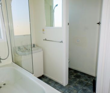 SEMI FURNISHED UNIT - Photo 5