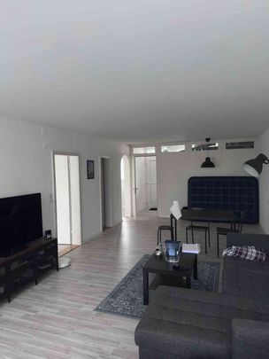 2.5 Zimmer, 55 m², 3. Stock - Photo 1