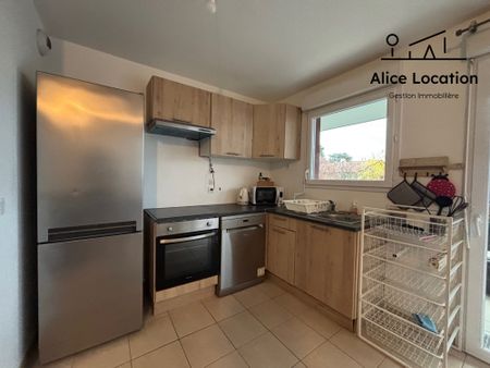 Location Appartement 2 pièces 45m² PUBLIER 74500 - Photo 3