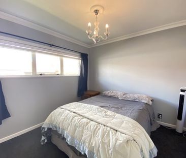 The Showstopper - Photo 1