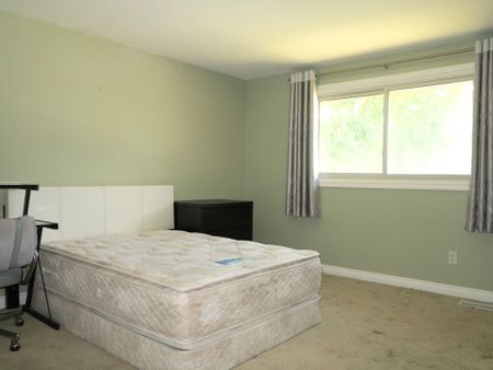 For Lease - 383 Castlegrove Close, London North, Ontario - Photo 4