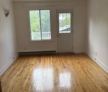 Grand 3 1/2 à Louer - Photo 2