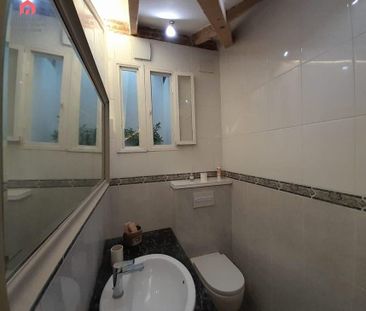 Barcelona Capital, Catalonia 08034 - Photo 1