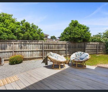 Captivating Cape Cod Charisma - Photo 5