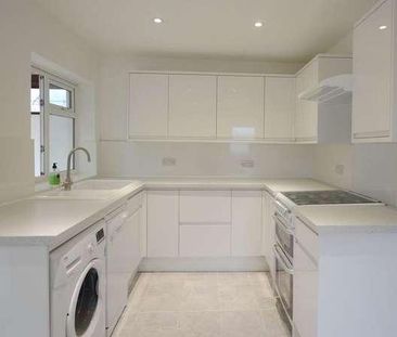 Connaught Road, Fleet, Hampshire, GU51 - Photo 5