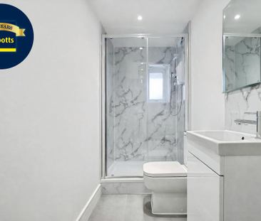 1 bedroom in a house share to rent - Photo 1