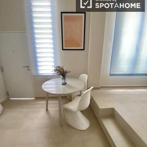 malaga, Andalusia 29013 - Photo 3