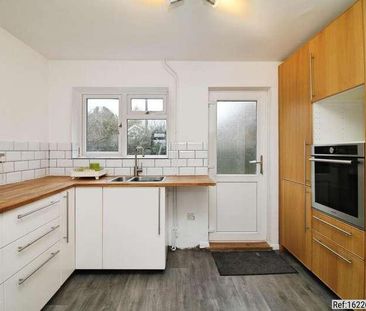 Plume Avenue, Colchester, Essex, CO3 - Photo 5