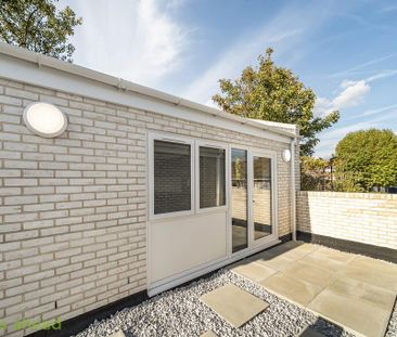 2 bedroom property to rent - Photo 1
