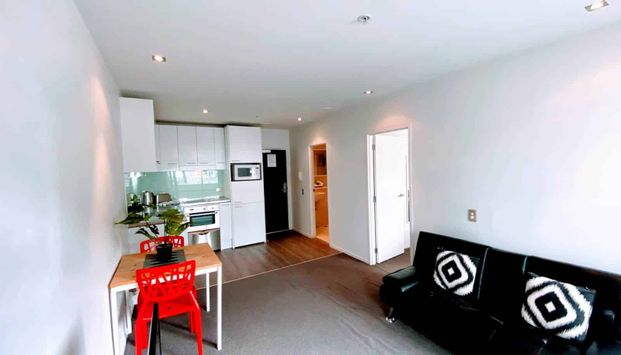 HARBOUR OAKS - Level 7 - Furnished One bedroom... - Photo 1