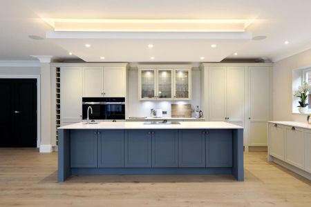 7 bedroom detached house to rent - Photo 2