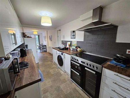 Alpine Street, Reading, Berkshire, RG1 - Photo 2