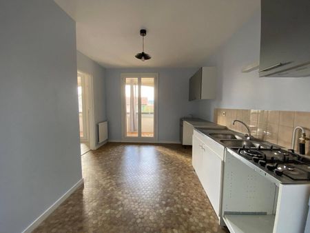 Location appartement 3 pièces 61.78 m² à Bourg-lès-Valence (26500) - Photo 2