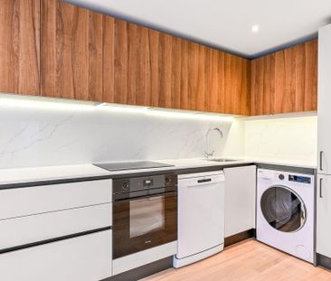 2 bedroom flat to rent - Photo 4