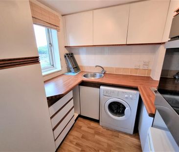 Studio to rent - Photo 6