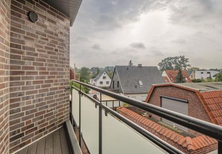 Barrierearme, helle 2,5-Zimmer-DG-Wohnung mit Balkon und Fahrstuhlanbindung - Photo 4