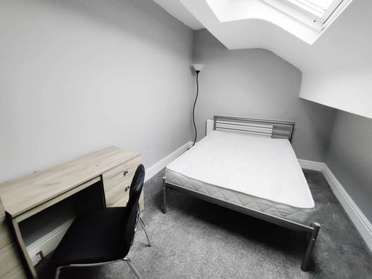 5 bedroom house share to rent - Photo 1