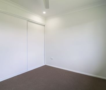 CLINTON'S NEWEST GEM AWAITS - WELCOME TO 15 CIMBA STREET! - Photo 3