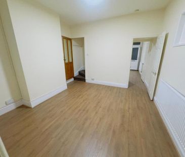 3 bedroom detached house to rent - Photo 5