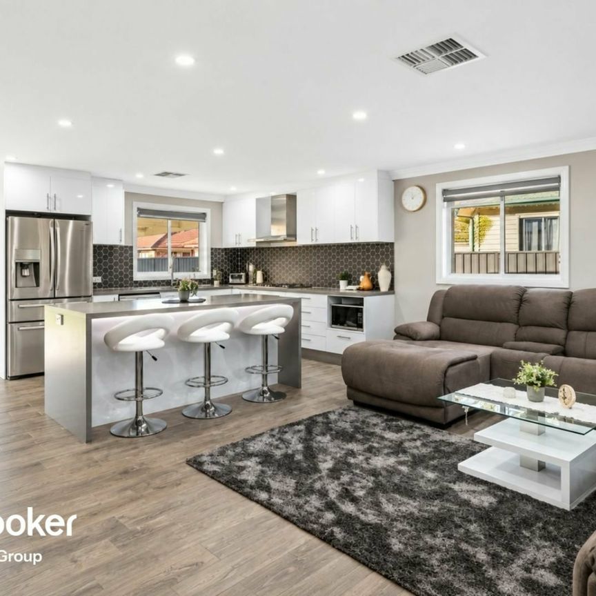 13 Thirlmere Way, Tahmoor - Photo 1