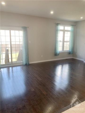 For Lease - 488 Dundonald Drive, Barrhaven, Ontario - Photo 2