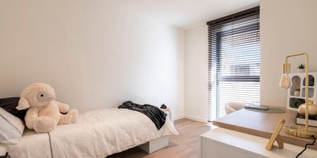 Appartement te huur in Oud-Turnhout voor € 1.200 met 3 slaapkamers - Photo 5