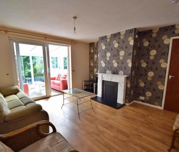 5 bedroom detached house to rent - Photo 1