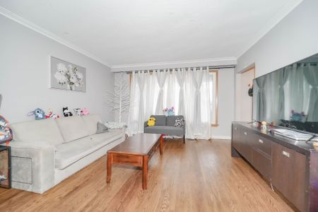 For Lease - 95 Stanley Road Unit# Upper, Toronto, Ontario - Photo 3