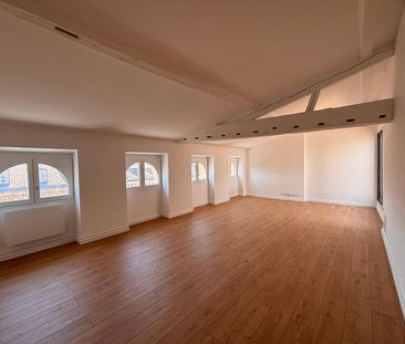 Location Appartement 3 pièces 109m² BORDEAUX 33000 - Photo 3