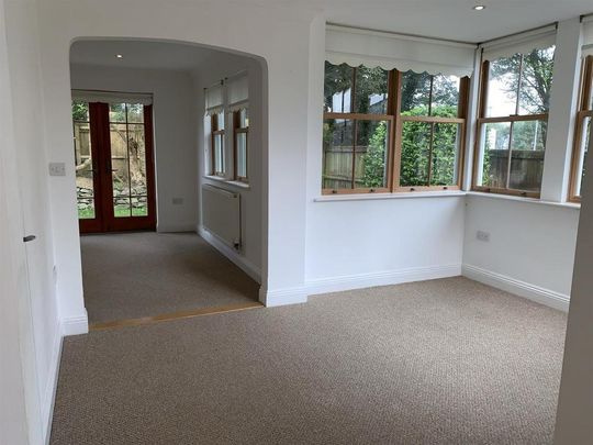 4 bedroom detached house to rent - Photo 1