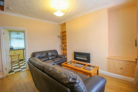 2 bedroom house to rent - Photo 2