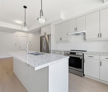 For Lease - 3197 Sixth Line Unit# Unit 2, Oakville, Ontario - Photo 3