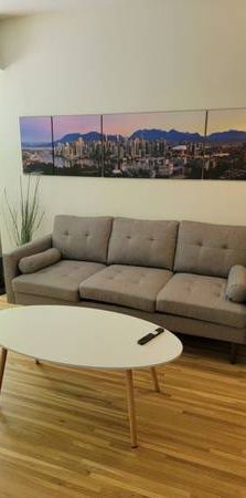 (Furnished) MOUNT PLEASANT - Spacious 1Bed+1Bath! NEAR CANADA LINE!! - Photo 1