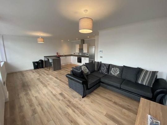 2 bedroom flat to rent - Photo 1