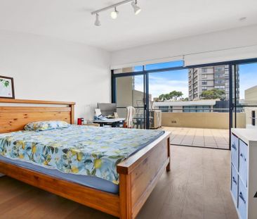 Stunning 3 Bedroom Apartment located in Neutral Bay - Photo 5